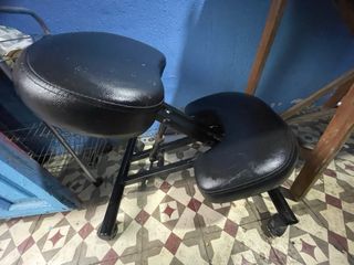 Silla ergonómica de postura negra
