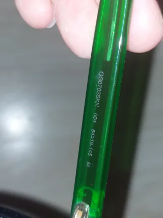 Gafas de sol Gucci negras y verdes