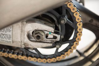 Honda CBR 1100 XX Super Blackbird