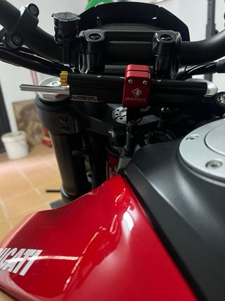 Ducati Hypermotard 950