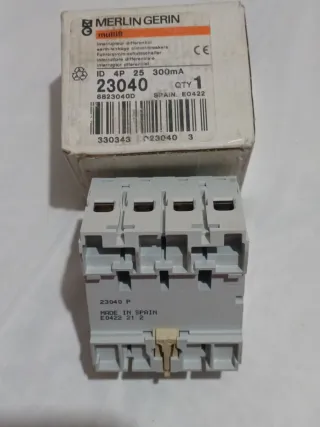 Diferencial  Merlin Gerin (Schneider) 4P 25A 300mA