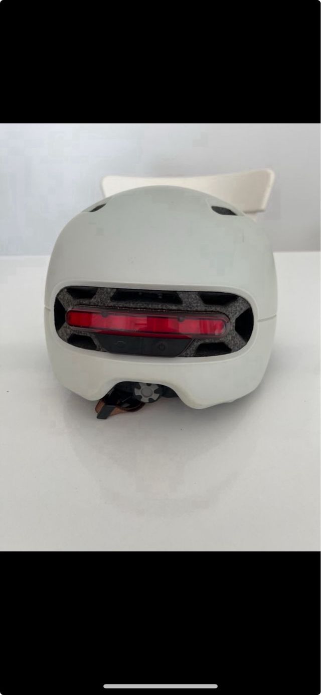 Capacete de bicicleta/scooter 20 cm de comprimento e 17 cm de largura