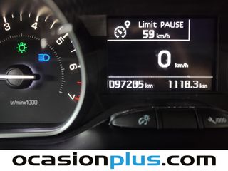 Peugeot 208 1.2L PureTech Allure 60 kW (82 CV)