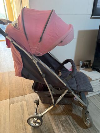Carrito de paseo rosa y negro