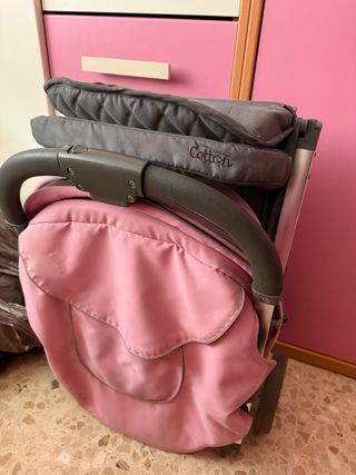 Carrito de paseo rosa y negro