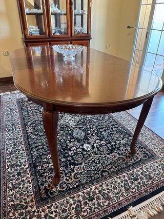 Mesa de comedor con 6 sillas