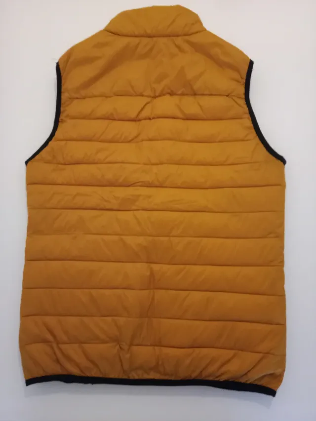 Chaleco acolchado hombre color mostaza