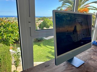 iMac 24” M1 macOS Tahoe 26