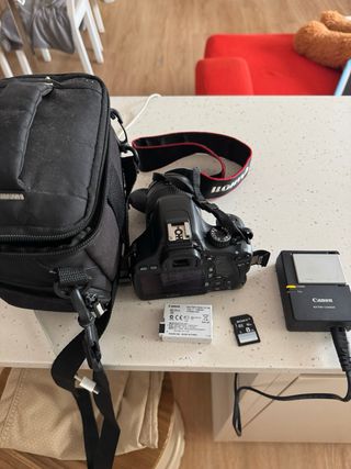 Cámara Canon EOS 550D
