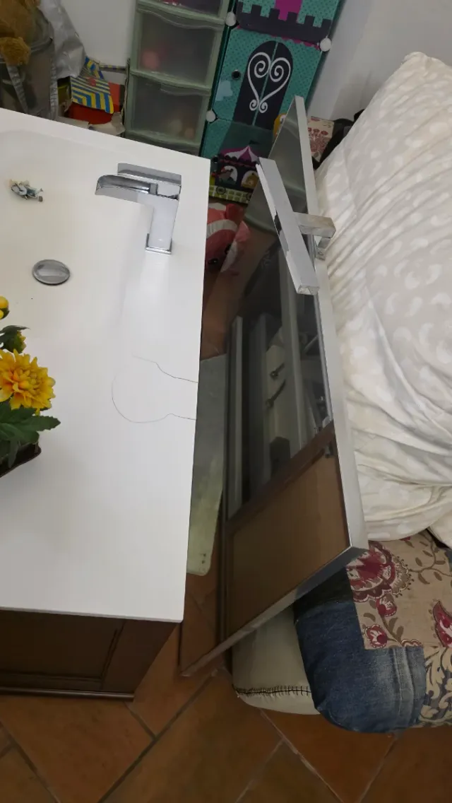 Mobile bagno sospeso  legno e resina con accessori