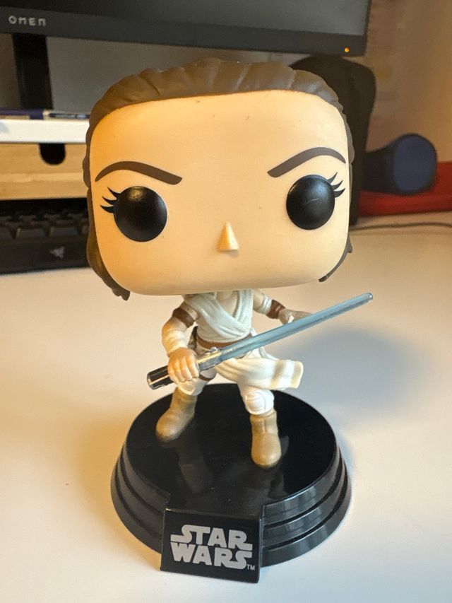 Funko Pop Star Wars King con spada laser