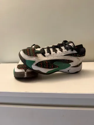 Zapatillas Baloncesto Jordan talla 39