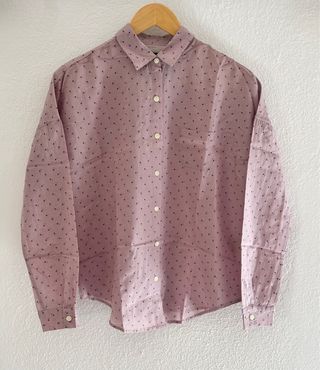 Camicia lilla con stelline e lune