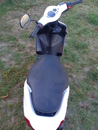 Yamaha Jog RR Blanca