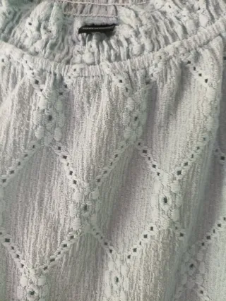 Blusa azul con bordado