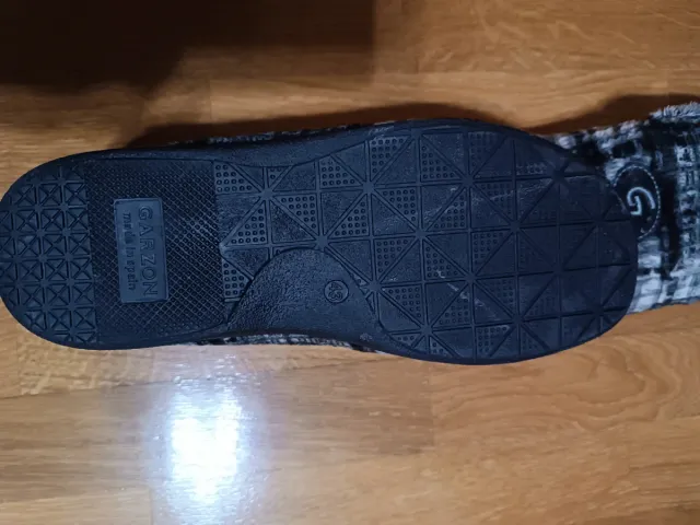 Pantuflas hombre .T43