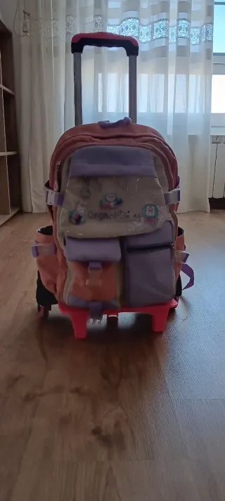 Mochila con ruedas y carro escolar