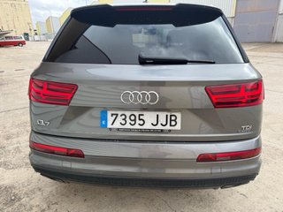 Audi Q7 2015
