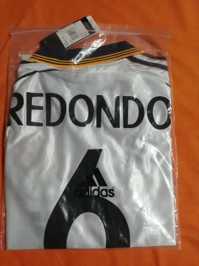 Camiseta Retro Adidas