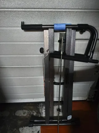 Soporte para dos teclados o pié de teclados doble