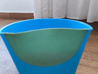 Jarra para lavar pelo bebés y niños