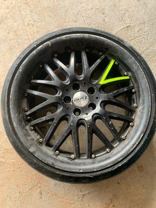 cuatro llantas 18 DOTZ