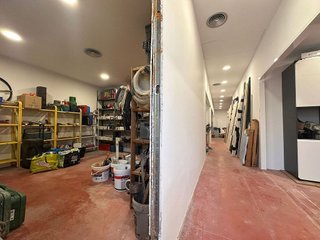 Nave industrial en venta en Montigalà -Sant Crist en Badalona