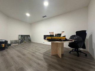 Nave industrial en venta en Montigalà -Sant Crist en Badalona