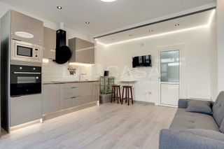 Local comercial en venta en Centre en Hospitalet de Llobregat, L´