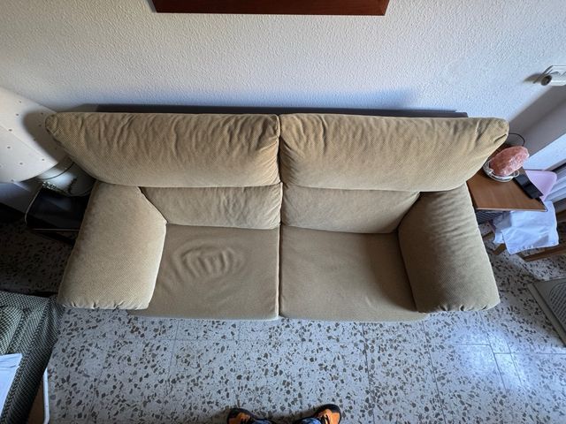 Sofá cama beige y marrón