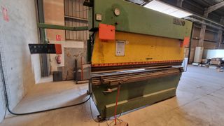 Prensa Plegadora HACO C-PPB 30135