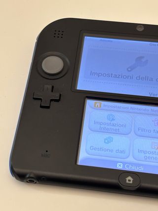 Nintendo 2DS Nera con Caricatore
