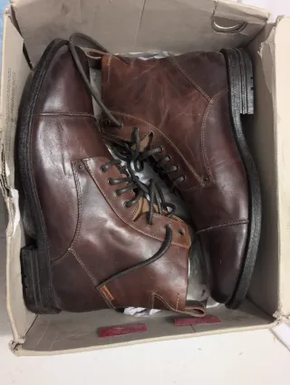 Botas de Piel Levi's Emerson Marrones