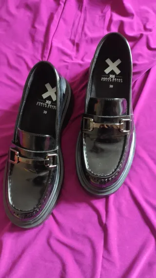 Zapatos negros Xti talla 39 nuevos