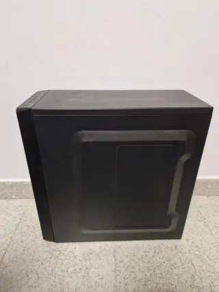 Caja PC Sobremesa Negra