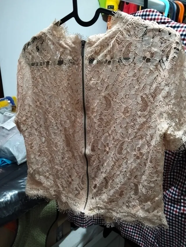 Top encaje beige con cremallera collection 17 