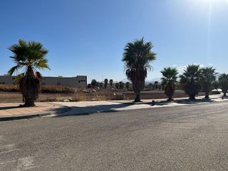 Terreno en venta en Renfe - Bulevar 1º y 2º Fase en Jaén