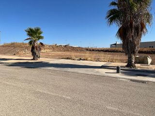 Terreno en venta en Renfe - Bulevar 1º y 2º Fase en Jaén