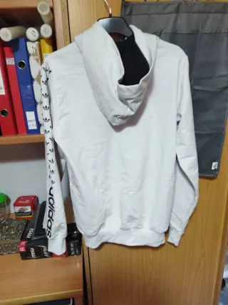 Chaqueta Adidas Blanca con Logo