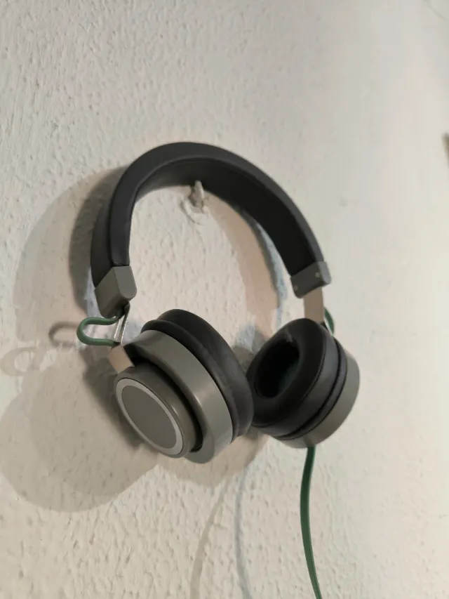 Audífonos Grises y Verdes