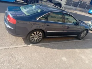 Audi A8 2003