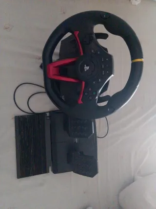 Volante y Pedales PS4