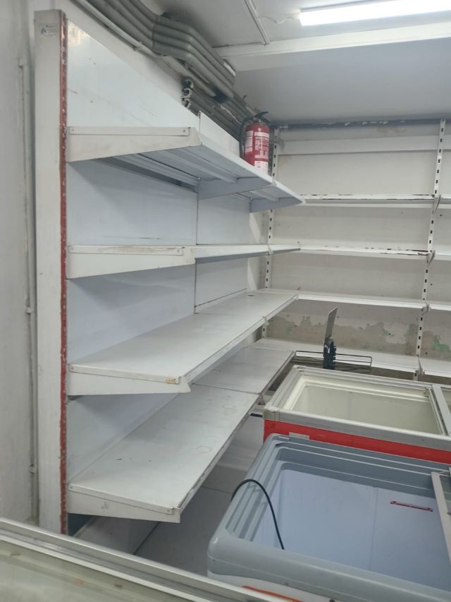 Estanterías metálicas