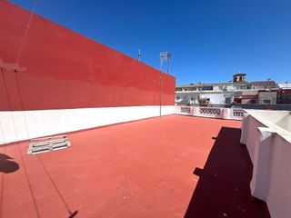 Casa adosada en venta en La Línea de la Concepción ciudad en Línea de la Concepción (La)