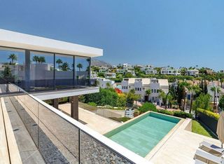 Chalet en alquiler en Los Naranjos - Las Brisas en Marbella