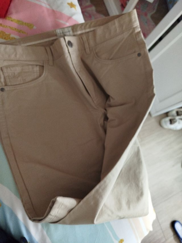 Pantalón Álvaro Moreno Talla 40 Beige