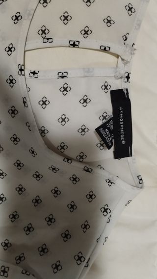 Camisa blanca estampada talla 40