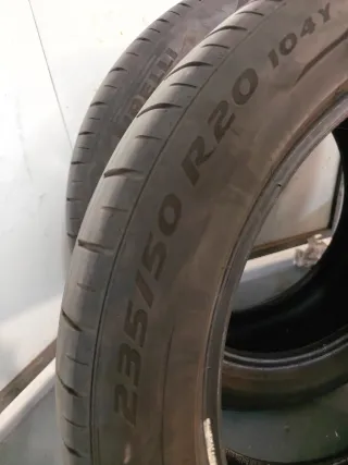 2 Neumáticos 235/50 R20 104Y