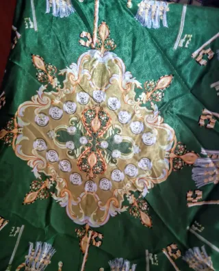 2 Foulard seta stampa barocca