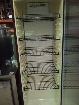 Expositor refrigerado puerta cristal